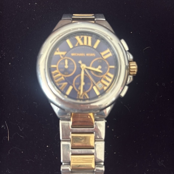 Michael Kors Silver and Gold Luxury Watch main image 4